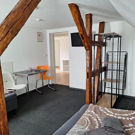 Hauptstr 10- 04603 Remsa *