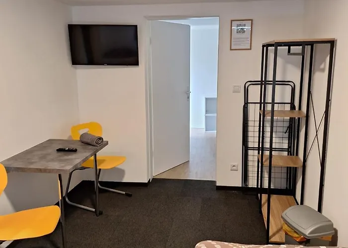 Hauptstr 10- 04603 Remsa