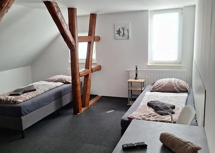 Hauptstr 10- 04603 Remsa Appartement