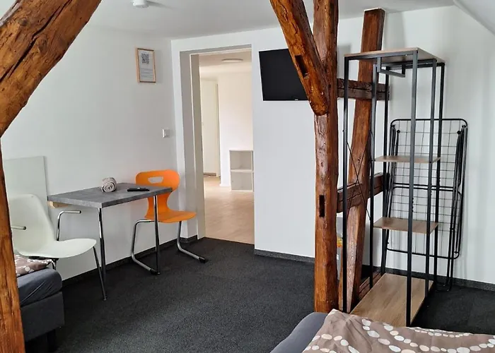 Hauptstr 10- 04603 Remsa *